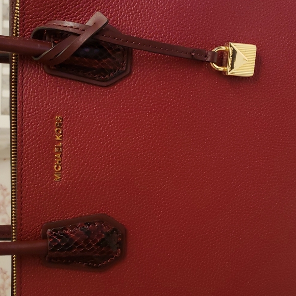 Michael Kors Snakeskin accent purse - Picture 5 of 5